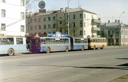 Троллейбус ЗИУ-6205 N~3071 на маршруте N~3